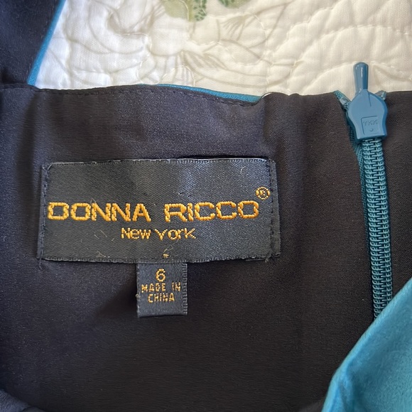 Dress - Picture 6 of 6